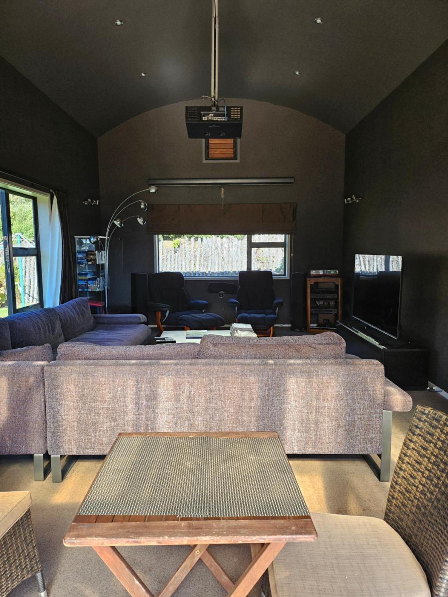 Heta Road B&B นิวพลีมัธ ภายนอก รูปภาพ